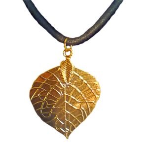 Leaf Pendant Gold Toned‎ Fashion Jewelry SKU
